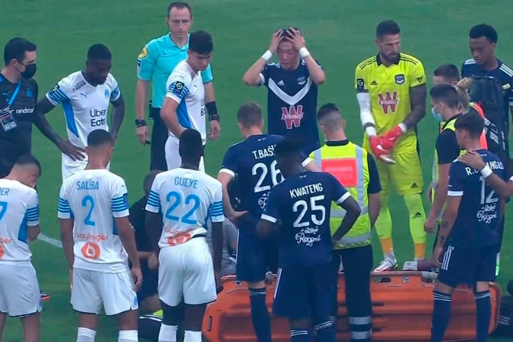 Футболист «Бордо» потерял сознание во время матча (фото) - 2 - изображение