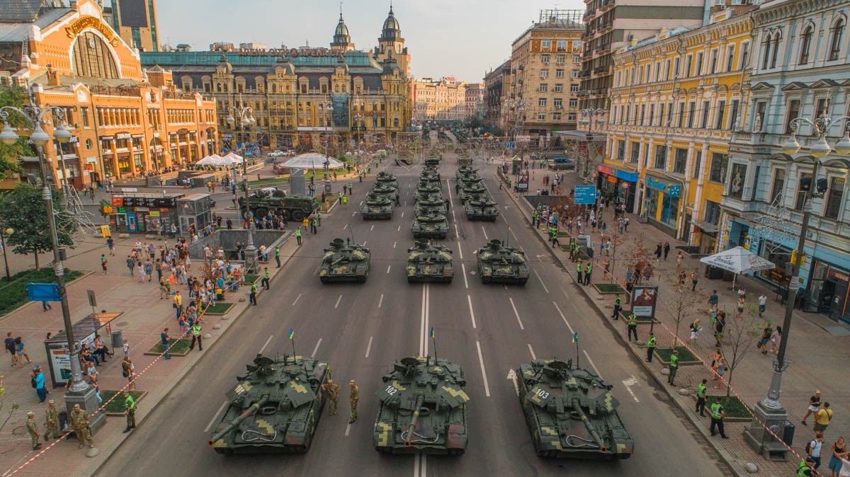 Вооружение СССР и штучные украинские модификации: разбор техники на параде ко Дню Независимости