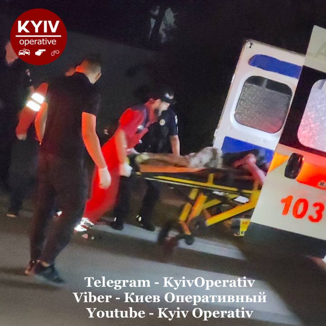 Под Киевом с ножевыми ранениями и без сознания нашли таксиста (фото) - 2 - изображение