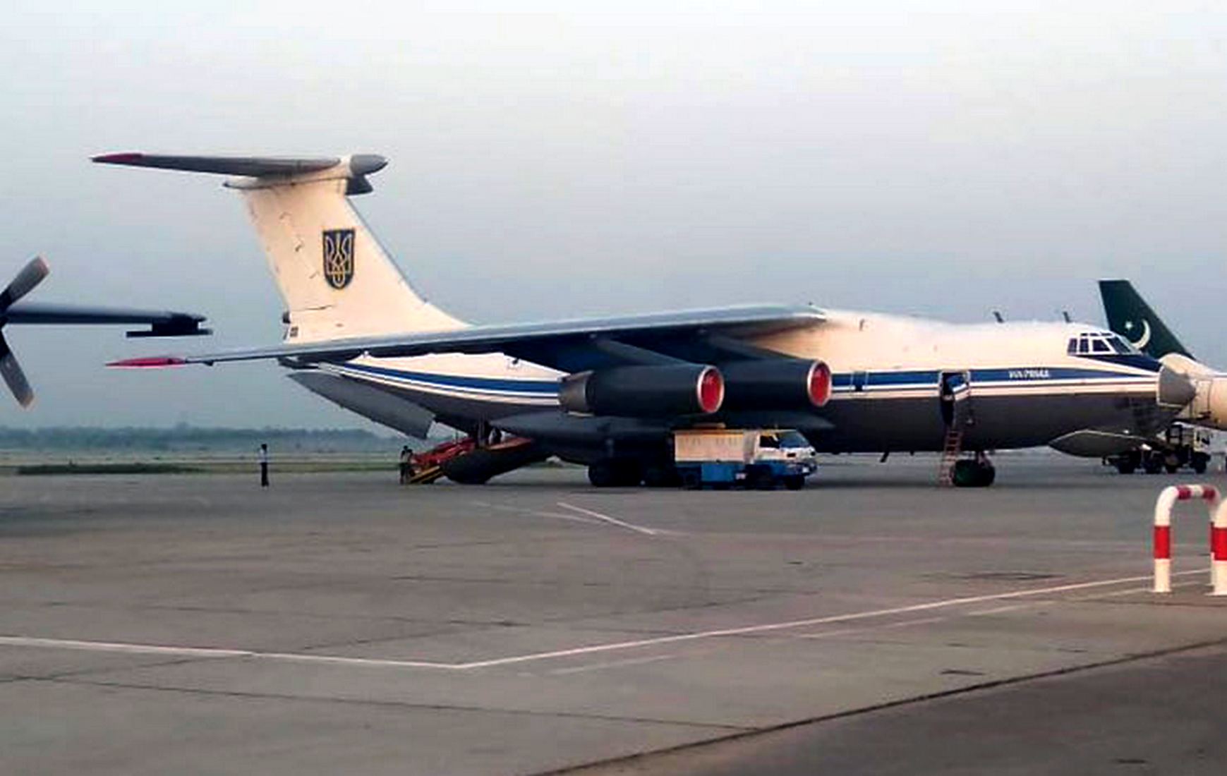 Украинский самолёт, вылетевший из Кабула, приземлился в Пакистане