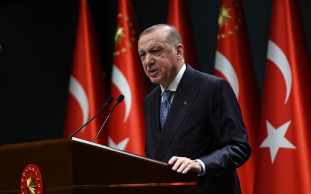 Эрдоган: Турция не будет для Европы складом для афганских беженцев