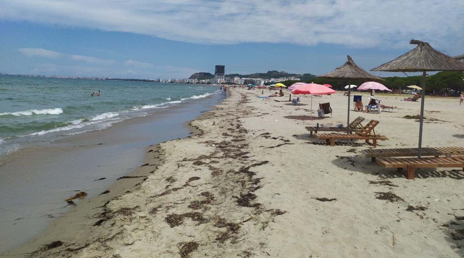 В Албании на пляже нашли мертвого украинца