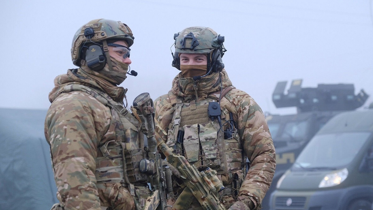 «Они просто пытаются как-то выбраться»: украинский спецназовец рассказал о спасательной операции в Кабуле