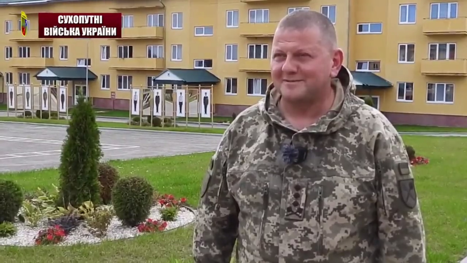 Залужный опубликовал видеообращение к российским войскам на русском языке, но затем удалил его