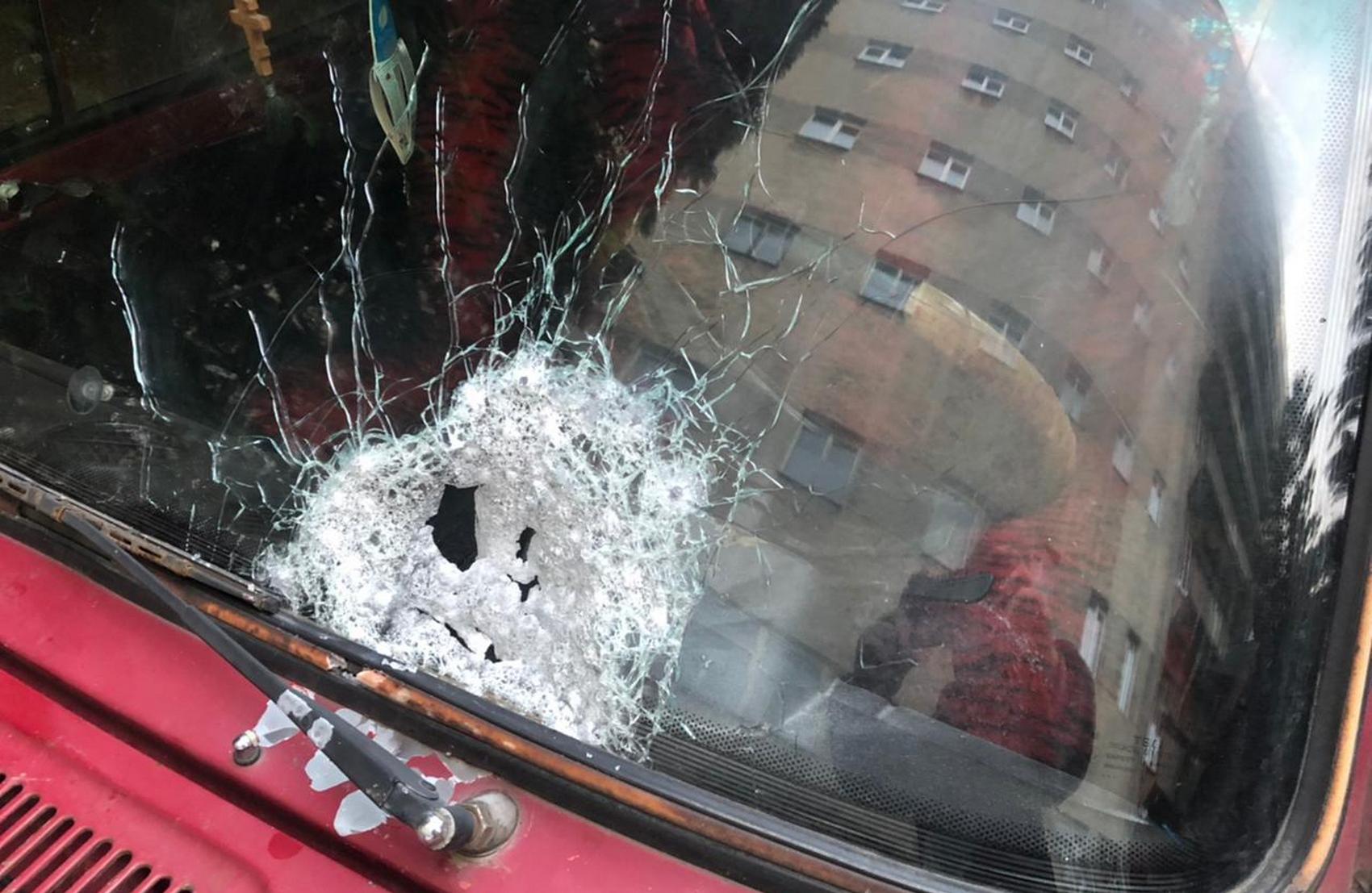 В Черновцах мужчина обстрелял движущиеся «Жигули»: два человека получили ранения