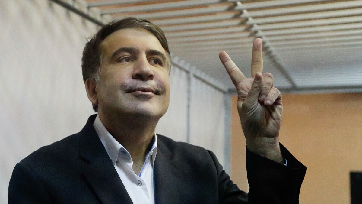 Саакашвили пригрозил «вышвырнуть из кабинетов» нынешнюю власть в Грузии