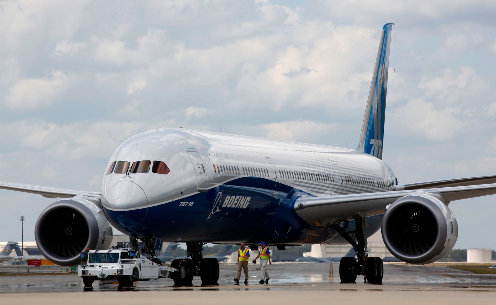 Boeing нашла новые дефекты в самолетах 787 Dreamliner — СМИ