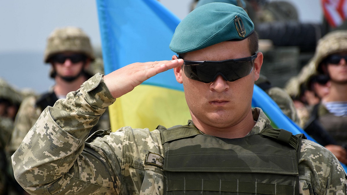 ЕС может создать в Украине военную миссию — СМИ