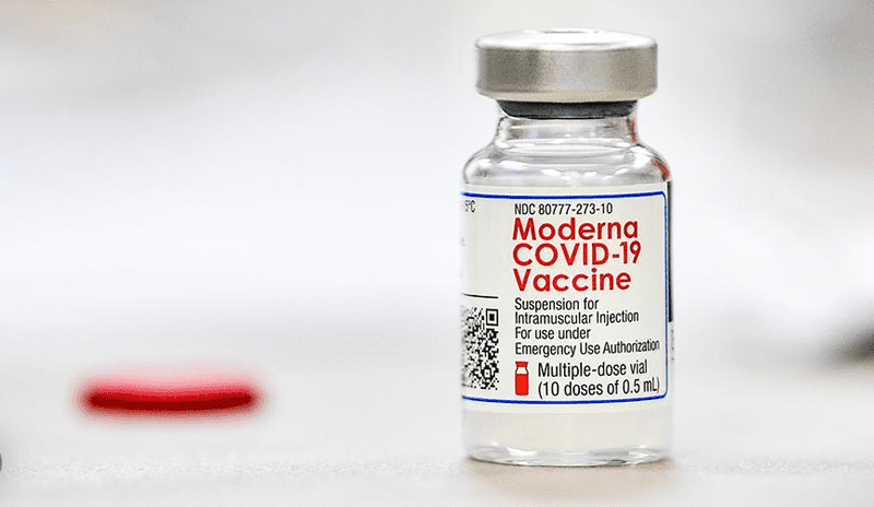 Швеция и Дания запретили использовать вакцину Moderna для молодежи
