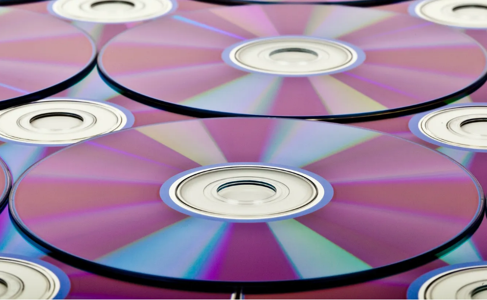 НАБУ планирует купить флешек и DVD-дисков на 2 млн грн