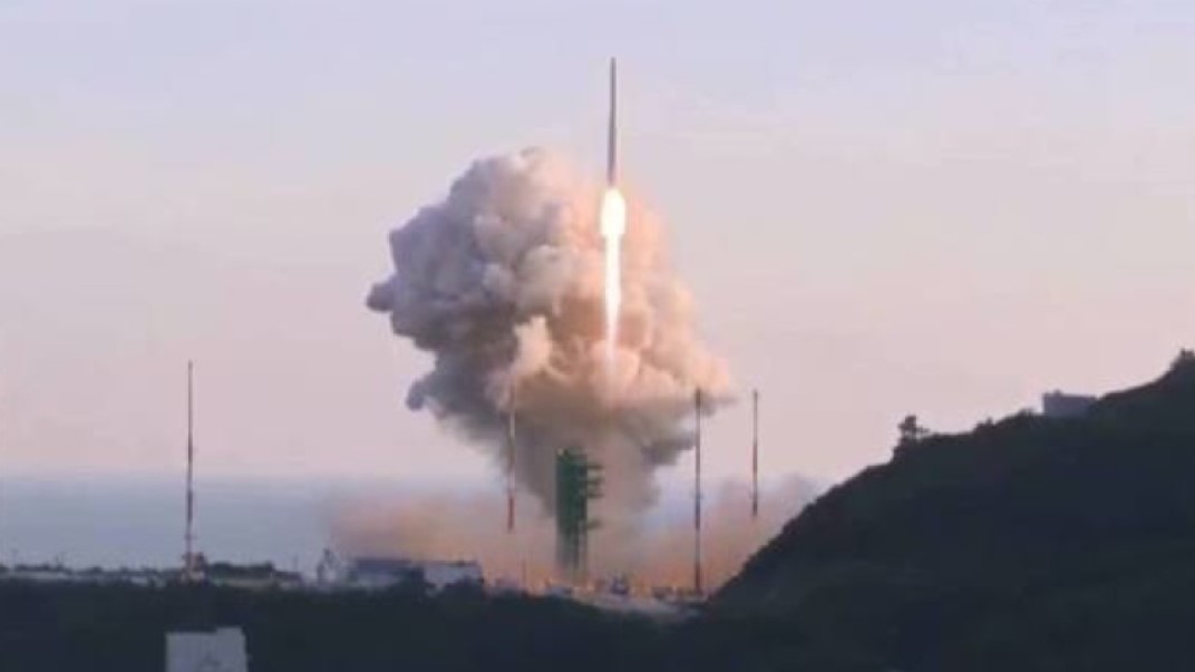 Южная Корея запустила свою первую ракету-носитель «Нури» (видео)