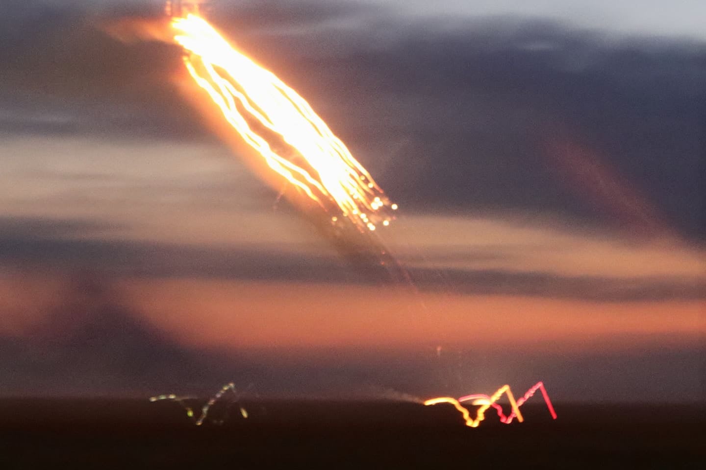 Ударная авиация ВВС Украины под прикрытием истребителей «нанесла удары по противнику» в акватории Черного моря (фото) - 4 - изображение