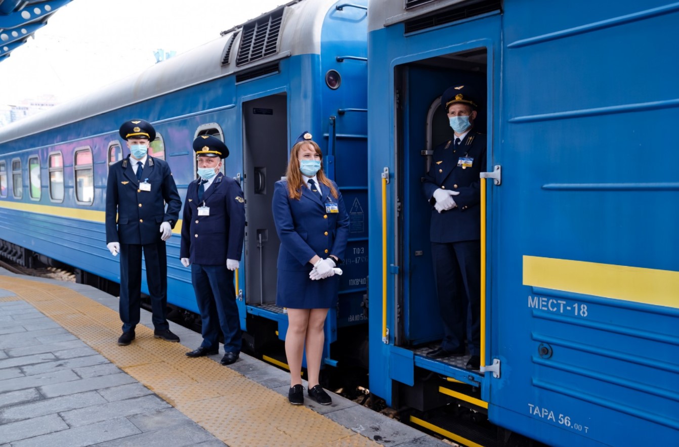 Укрзализныця с 2022 года передает пассажирские перевозки в управление Deutsche Bahn
