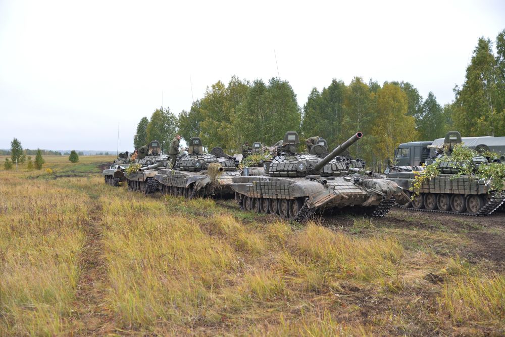 Более 1200 танков, САУ и РСЗО: в США опубликовали новые фотодоказательства наращивания сил российской армии у границы с Украиной