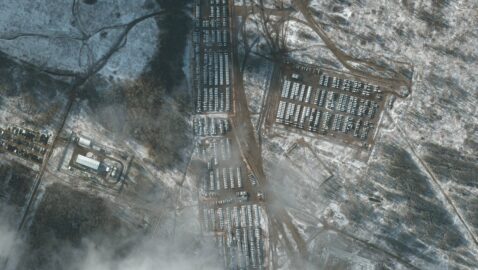 В США опубликовали новые спутниковые снимки с доказательствами наращивания сил российской армии у границы с Украиной