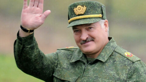 Лукашенко пообещал выступить на стороне России в случае военного конфликта с Украиной