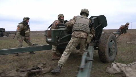 Противотанковые подразделения ВСУ «отразили попытку прорыва вражеской бронетехники» на границе с Крымом (видео)