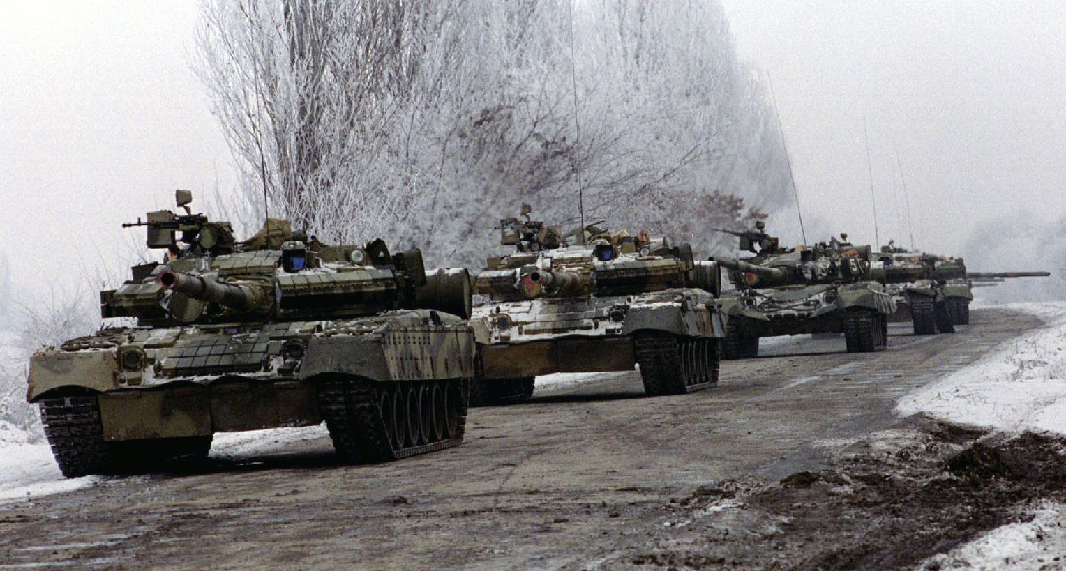 Forbes: российские военные отрабатывают новую тактику для уничтожения танков ВСУ в предстоящей войне