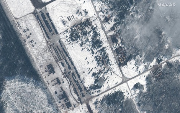 Опубликованы новые спутниковые снимки с доказательствами продолжающегося наращивания сил российской армии у границы с Украиной - 10 - изображение