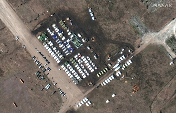 Опубликованы новые спутниковые снимки с доказательствами продолжающегося наращивания сил российской армии у границы с Украиной - 2 - изображение