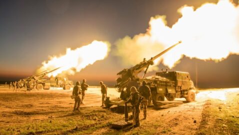 Псаки заявила о планах стран Запада передать Украине дальнобойную артиллерию