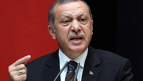 «Мы не будем с этим мириться»: Турция обвинила Грецию в нарушении мирного договора и ущемлении прав турецкого нацменьшинства